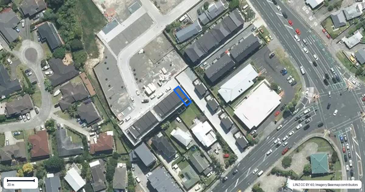 Property context map for 2 Kanapa Road, Northcross, Auckland