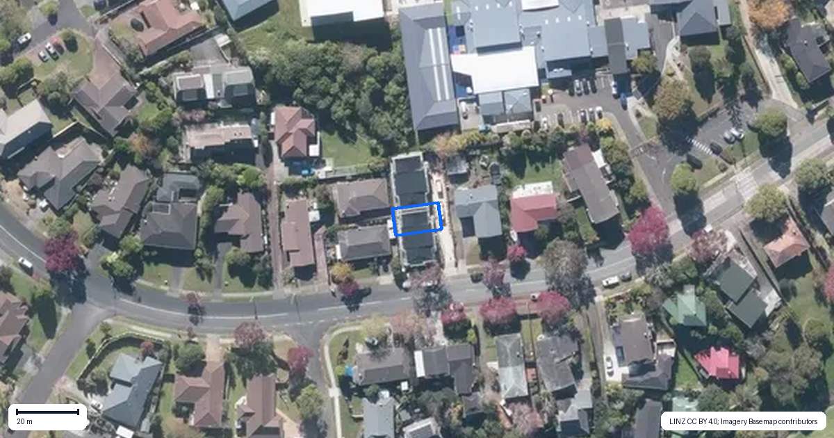 Property context map for 43B Mirrabooka Avenue, Botany Downs, Auckland