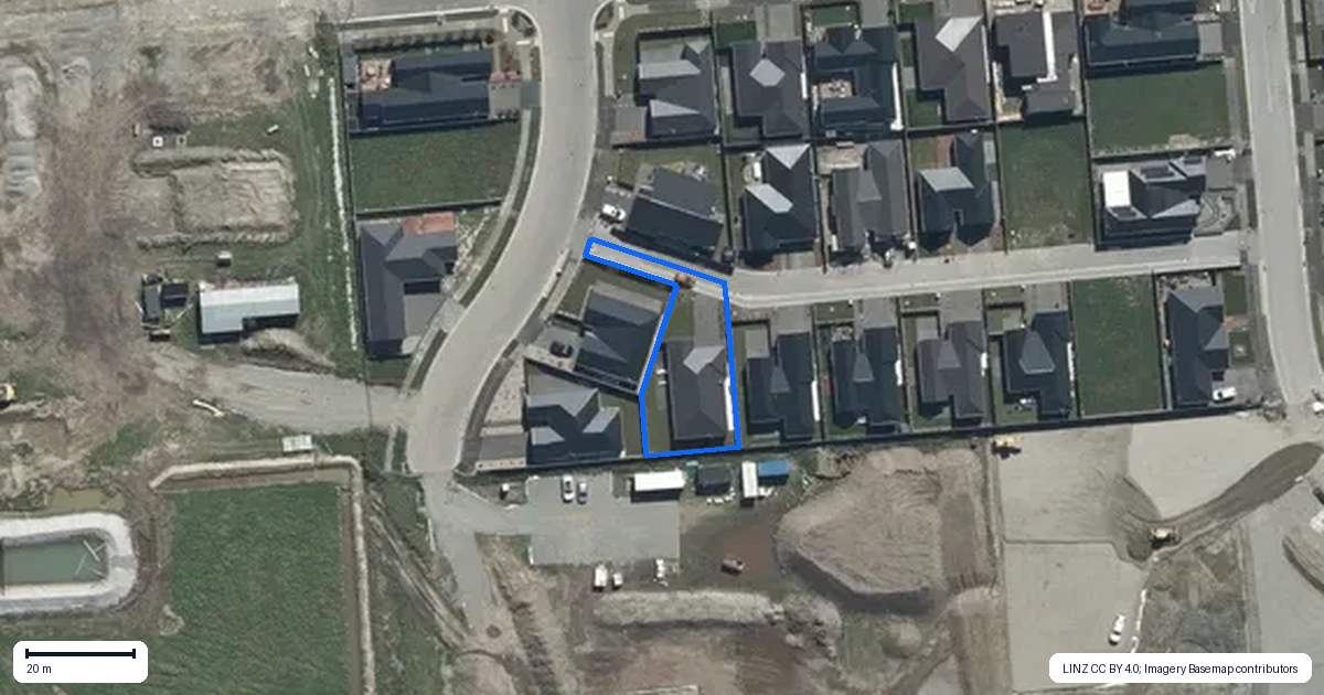Property context map for 2 Rakau Lane, Casebrook, Christchurch
