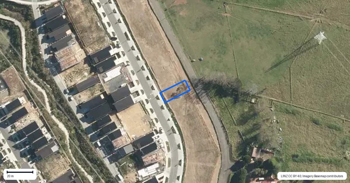 Property context map for 24 Paretao Street, Massey, Auckland