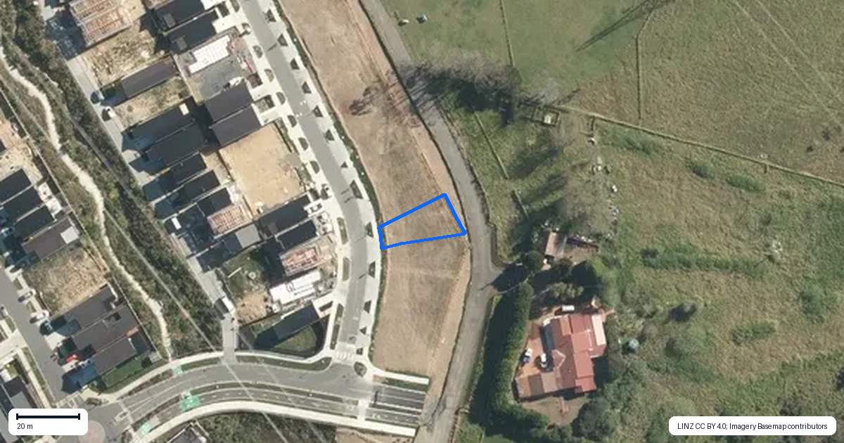 Property context map for 12 Paretao Street, Massey, Auckland