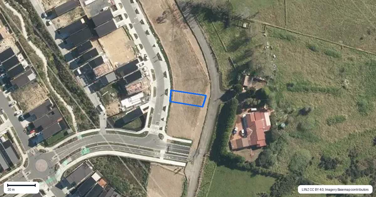 Property context map for 8 Paretao Street, Massey, Auckland
