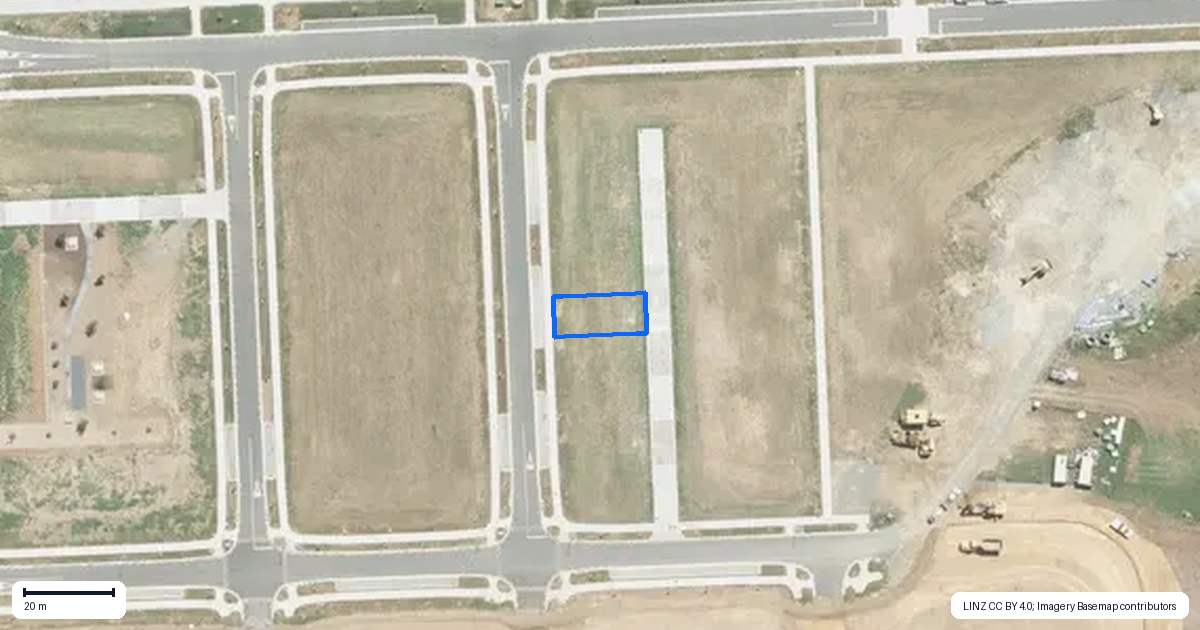 Property context map for 11 Hampshire Lane, Karaka, Papakura