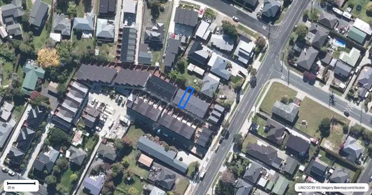 Property context map for 35 Paetai Lane, Te Atatu Peninsula, Auckland