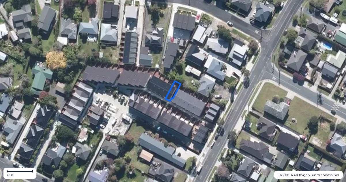 Property context map for 39 Paetai Lane, Te Atatu Peninsula, Auckland