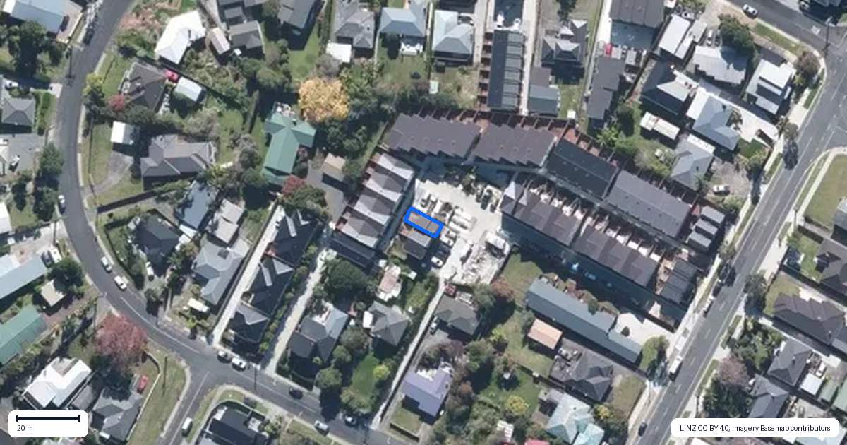Property context map for 22 Paetai Lane, Te Atatu Peninsula, Auckland