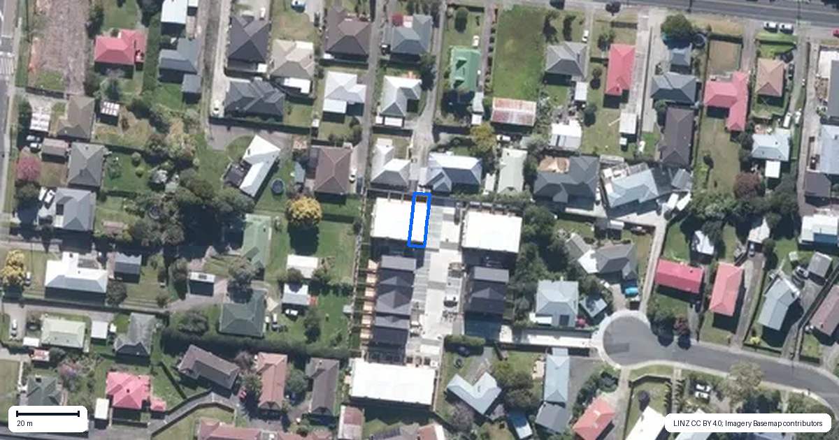 Property context map for 1/46 Normandy Place, Henderson, Auckland