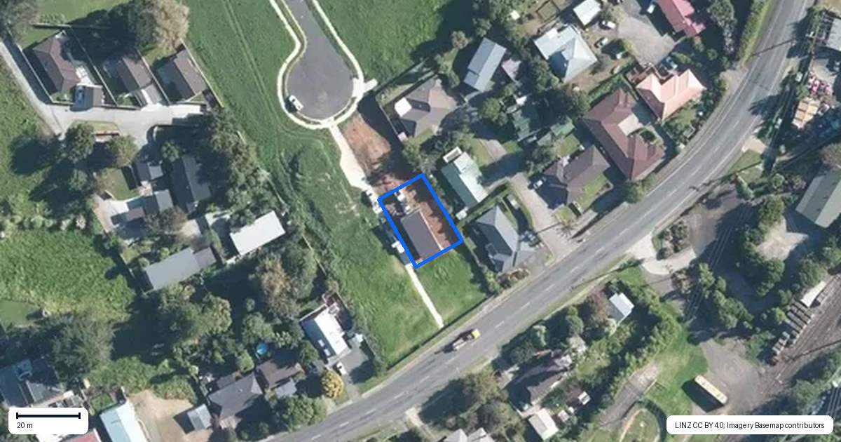 Property context map for 105 Hamilton Drive, Waiuku