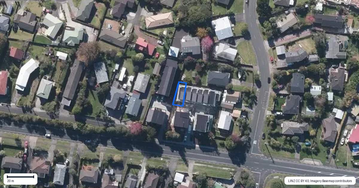 Property context map for 62C Triangle Road, Massey, Auckland