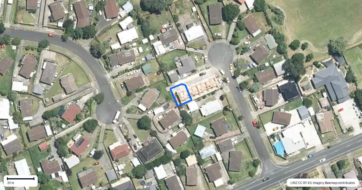 Property context map for 8D Balwyn Place, Clendon Park, Auckland