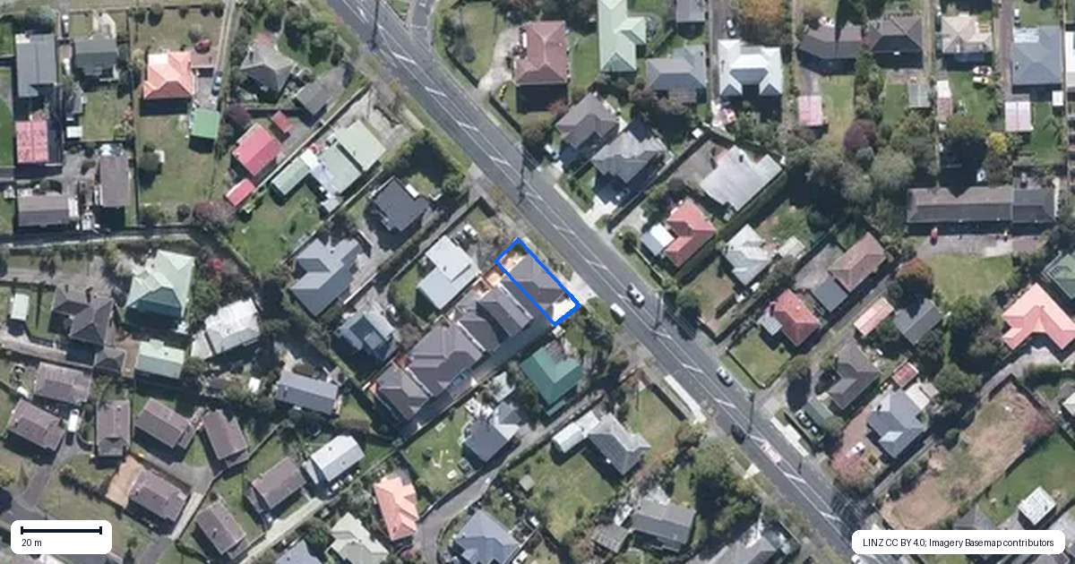 Property context map for 1/684 Te Atatu Road, Te Atatu Peninsula, Auckland
