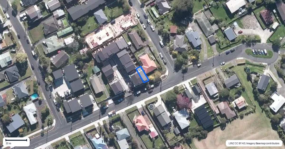 Property context map for 20/28 Lavelle Road, Henderson, Auckland