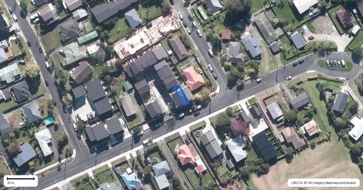 Property context map for 19/28 Lavelle Road, Henderson, Auckland