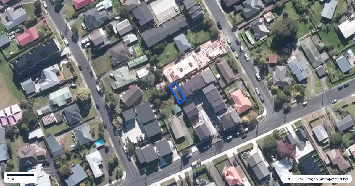 Property context map for 5/28 Lavelle Road, Henderson, Auckland