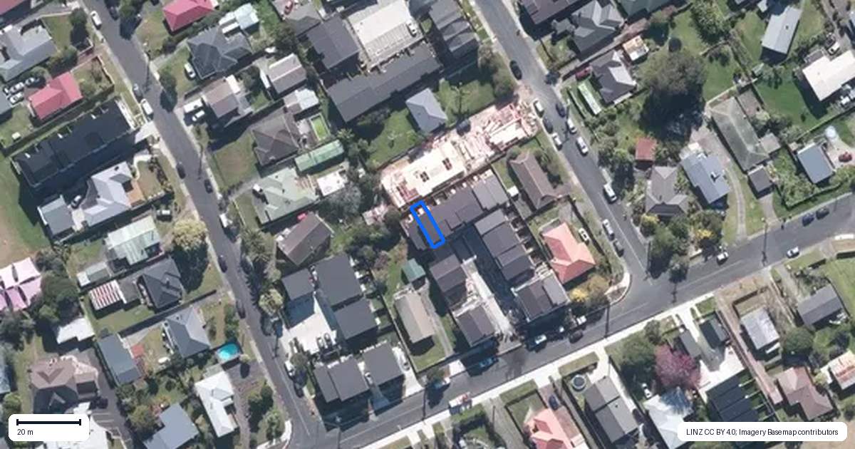 Property context map for 6/28 Lavelle Road, Henderson, Auckland