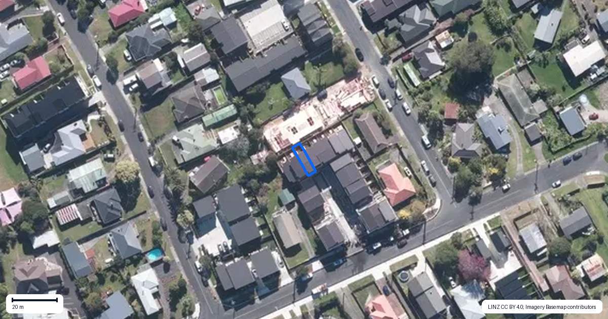 Property context map for 7/28 Lavelle Road, Henderson, Auckland