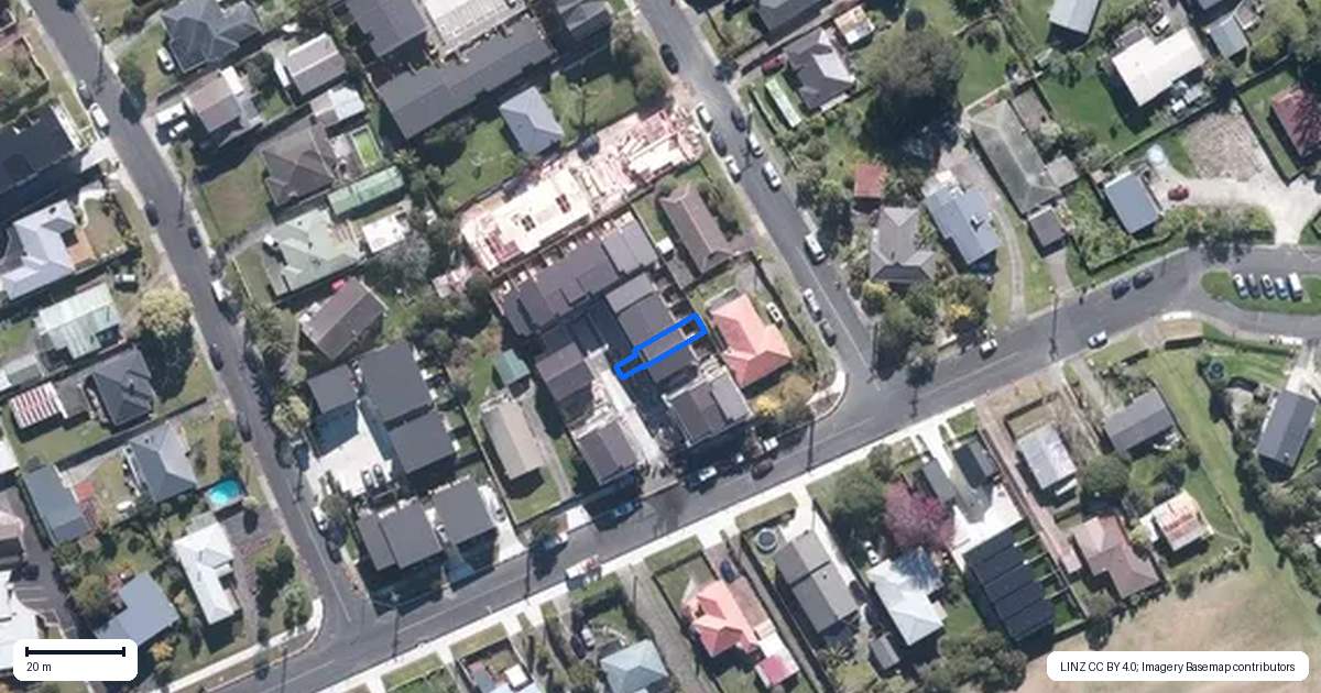 Property context map for 16/28 Lavelle Road, Henderson, Auckland