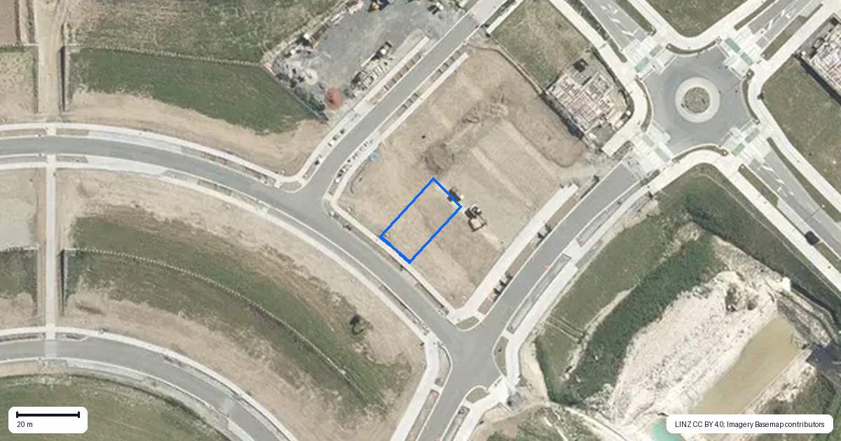 Property context map for 63 Tipu Crescent, Wainui