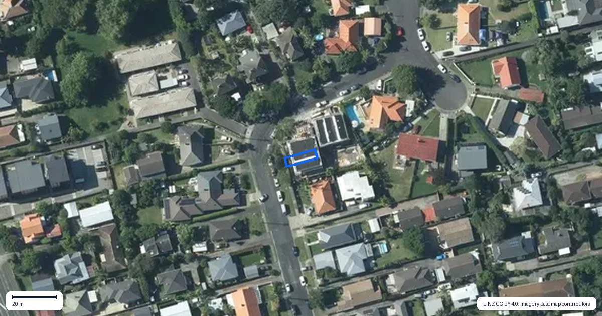 Property context map for 2/12 Fraser Road, Narrow Neck, Auckland