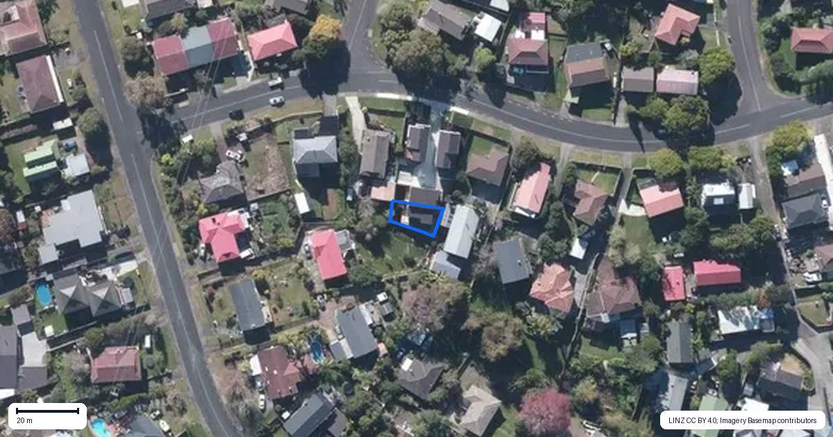 Property context map for 7D Rehia Road, Massey, Auckland