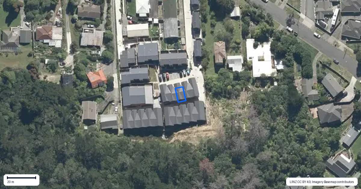 Property context map for 15/33 Raukawa Street, Stokes Valley, Lower Hutt