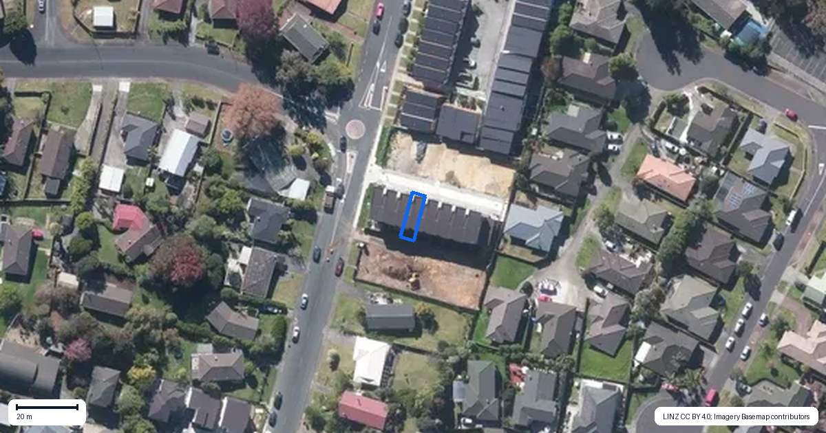 Property context map for 3/14 Hewlett Road, Massey, Auckland
