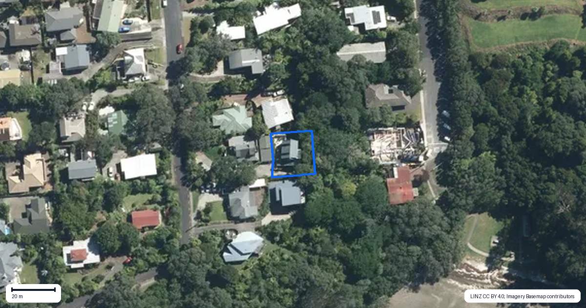 Property context map for 26A Harrybrook Road, Green Bay, Auckland