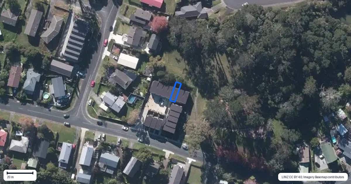 Property context map for 5/58 Kemp Road, Massey, Auckland