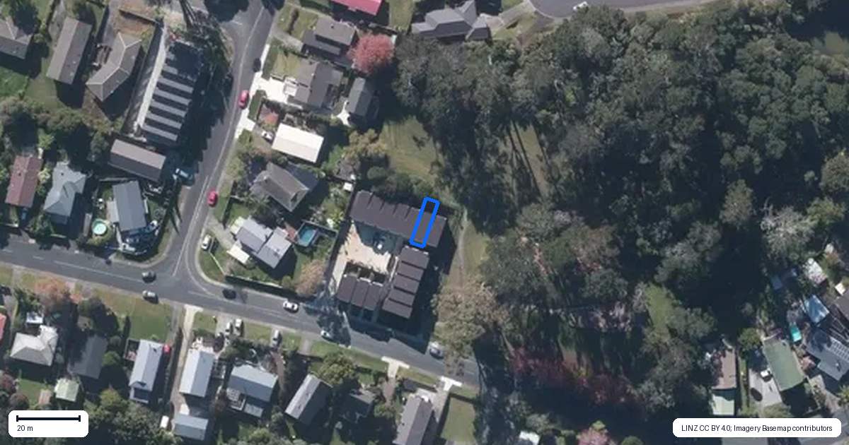 Property context map for 6/58 Kemp Road, Massey, Auckland
