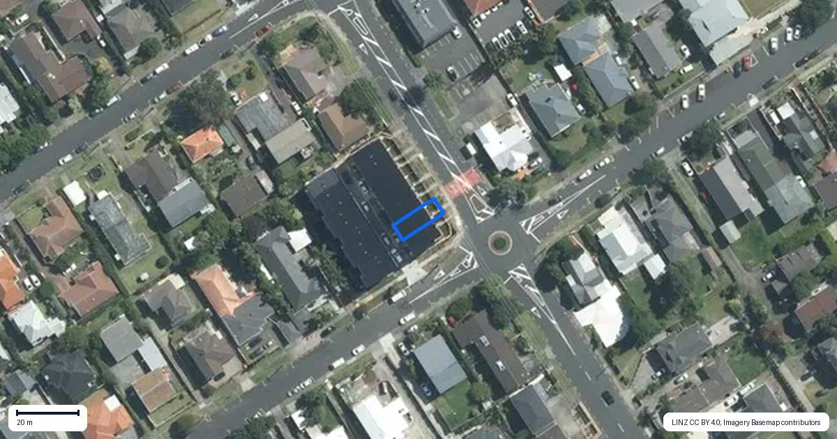 Property context map for 2/27 Bracken Avenue, Takapuna, Auckland