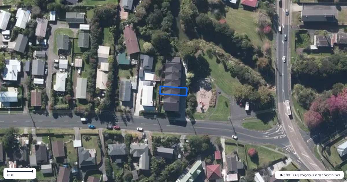 Property context map for 3/7 Glen Road, Ranui, Auckland