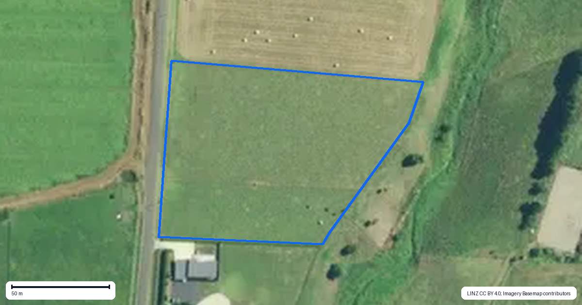 Property context map for 52 Hunter Road, Pukekawa
