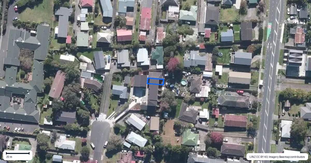 Property context map for 6/10 Orchid Place, Te Atatu South, Auckland