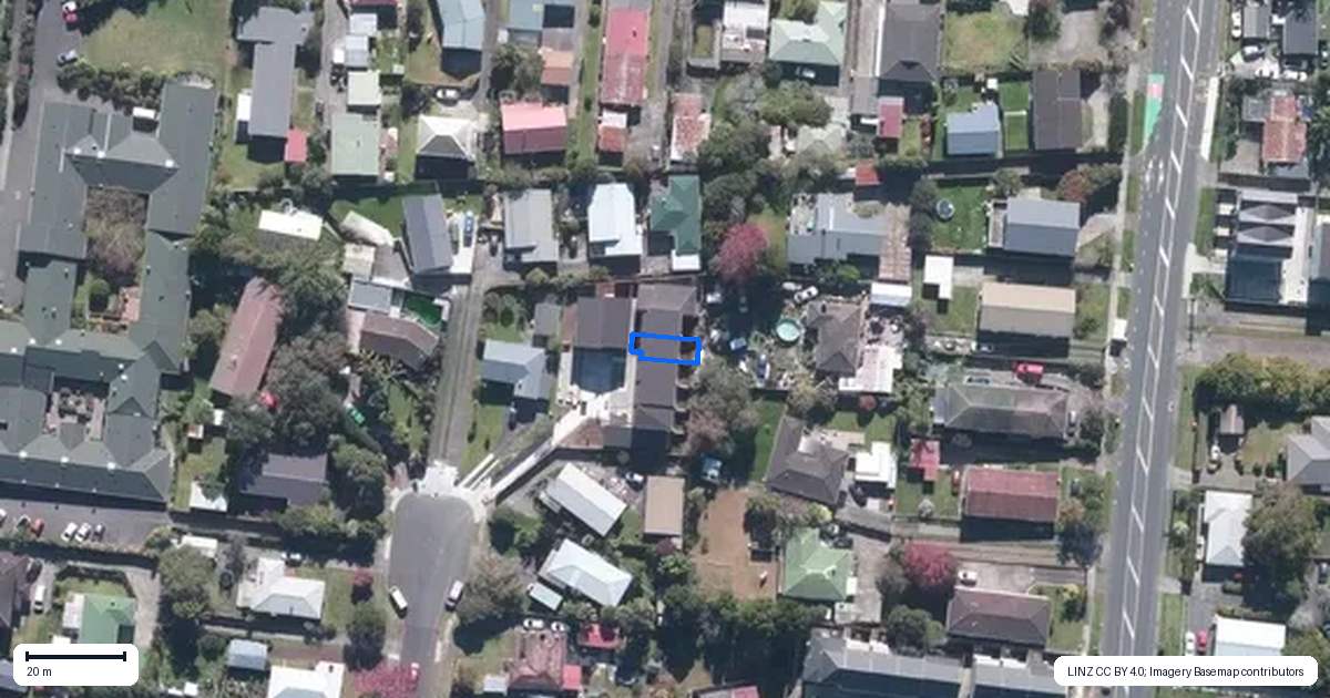 Property context map for 5/10 Orchid Place, Te Atatu South, Auckland