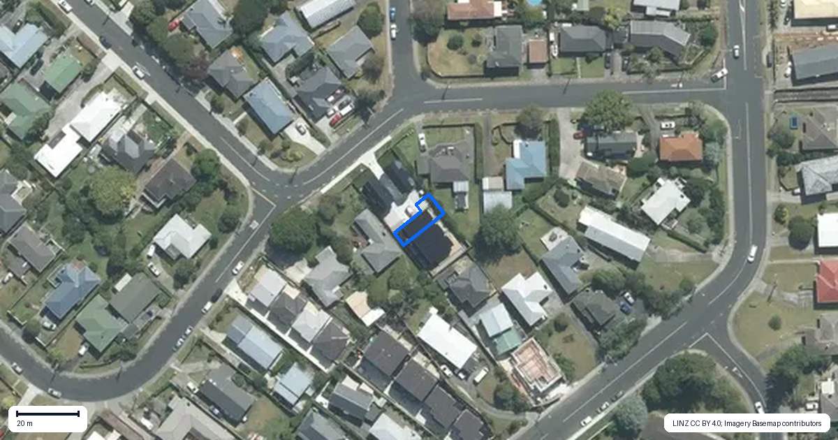 Property context map for 8C Trinidad Road, Sunnynook, Auckland