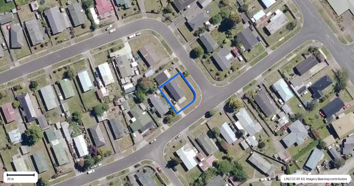 Property context map for 12 Patikura Place, Turangi