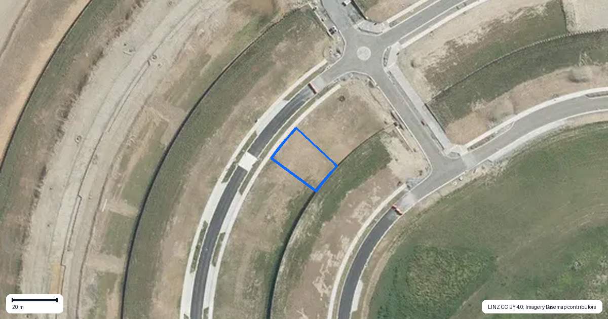 Property context map for 34 Tipu Crescent, Wainui