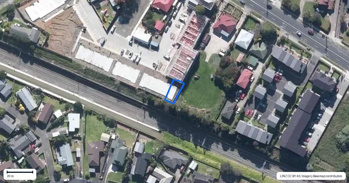 Property context map for 23 Isabella Lane, Henderson, Auckland