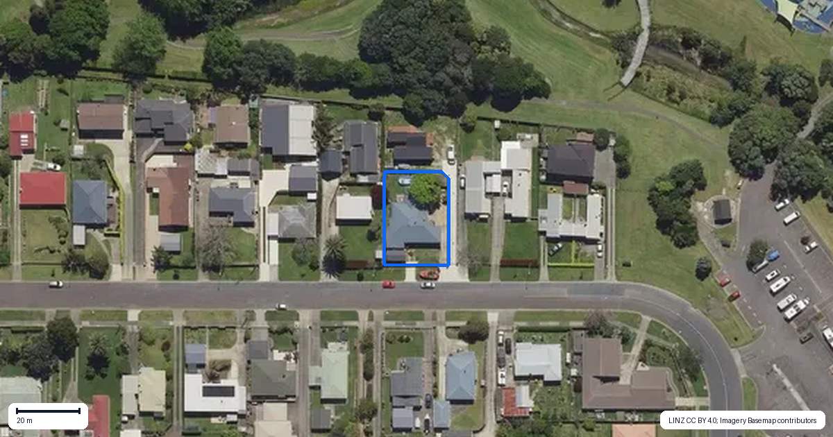 Property context map for 8 Beach Street, Whakatane