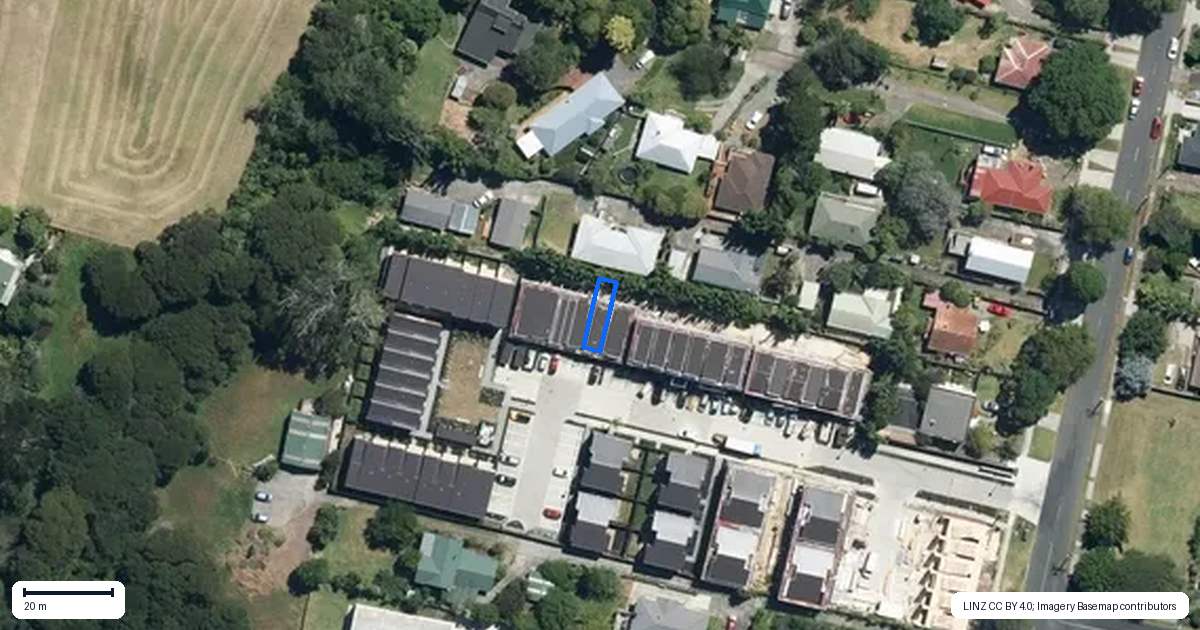 Property context map for 27 Don Oliver Lane, Glen Eden, Auckland