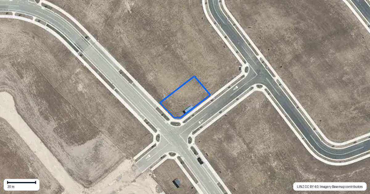 Property context map for 14 Mission Hills Drive, Poraiti, Napier