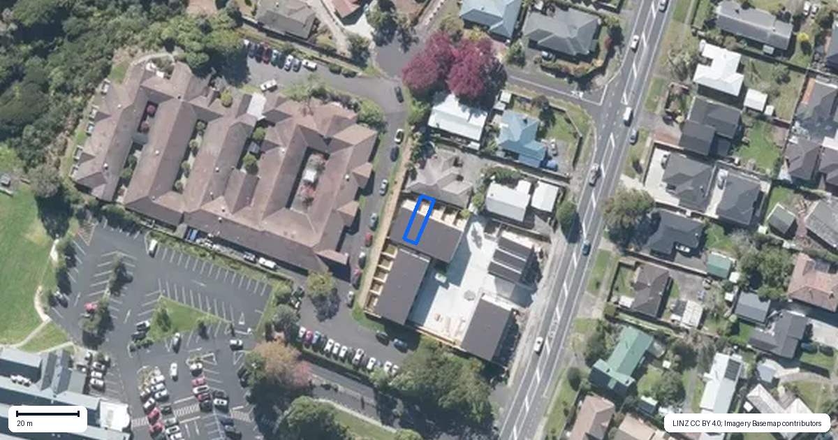 Property context map for 7/101 Botany Road, Botany Downs, Auckland