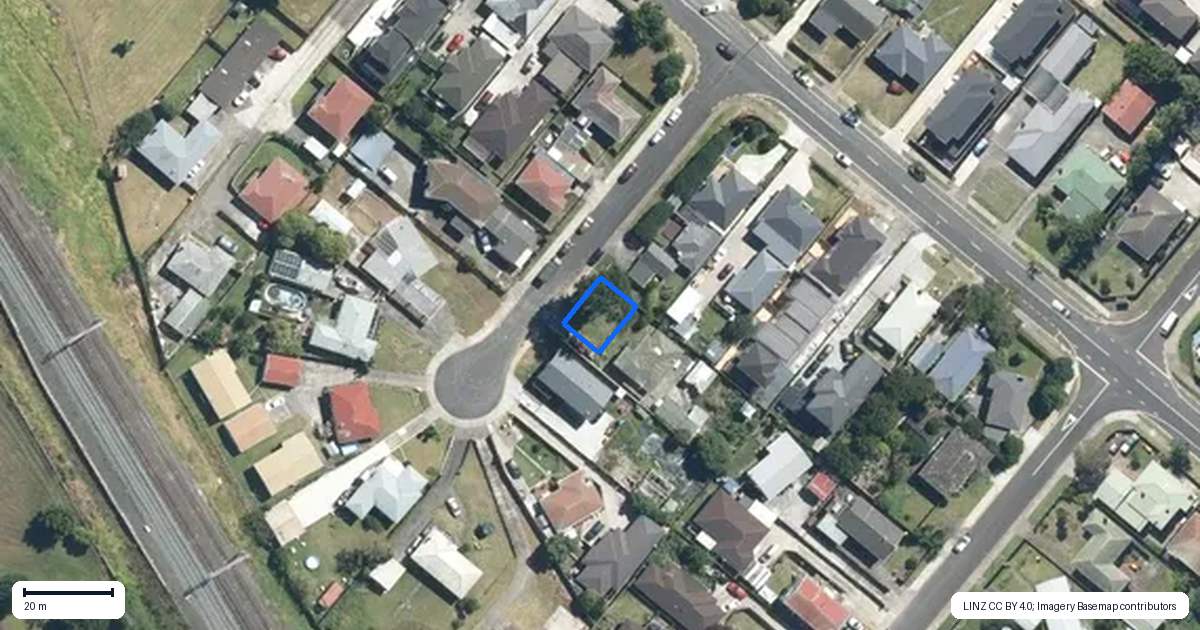 Property context map for 2 Ross Avenue, Papatoetoe, Auckland