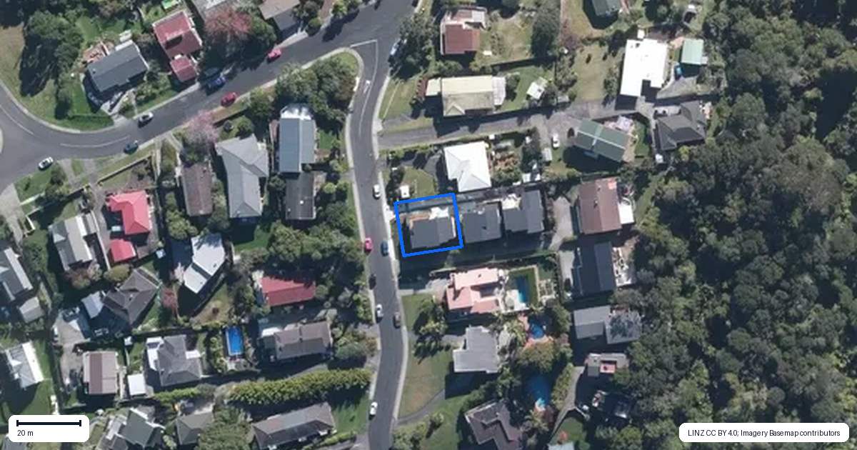 Property context map for 10 Arcadia Crescent, Bayview, Auckland