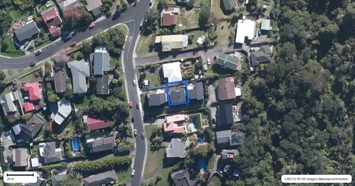 Property context map for 10A Arcadia Crescent, Bayview, Auckland