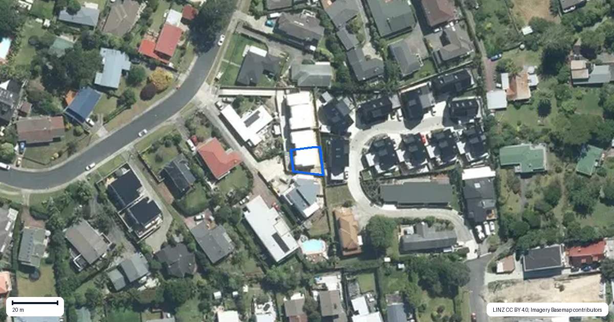 Property context map for 6D Law Street, Torbay, Auckland