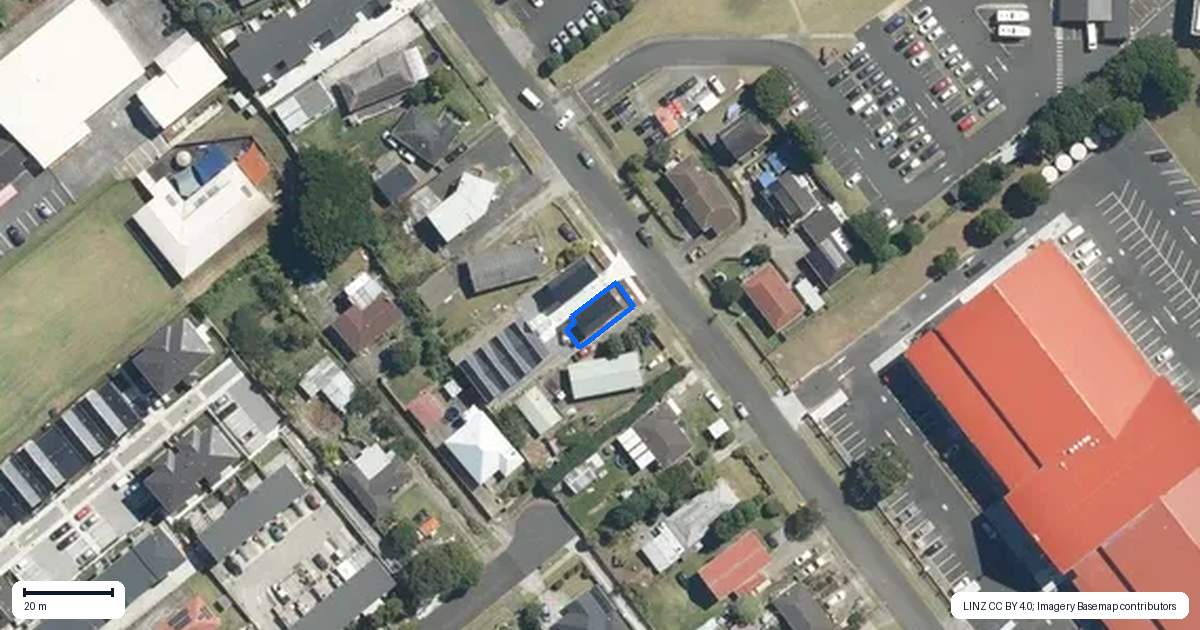 Property context map for 28A Cape Road, Mangere, Auckland