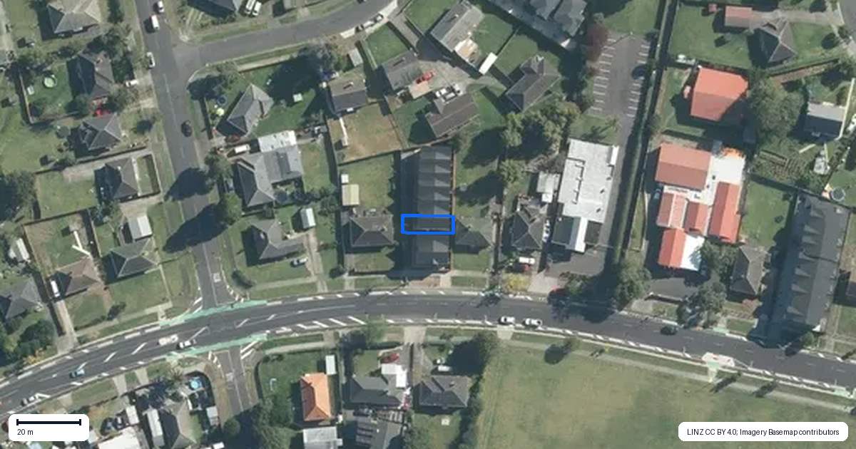 Property context map for 3/135 Taniwha Street, Glen Innes, Auckland