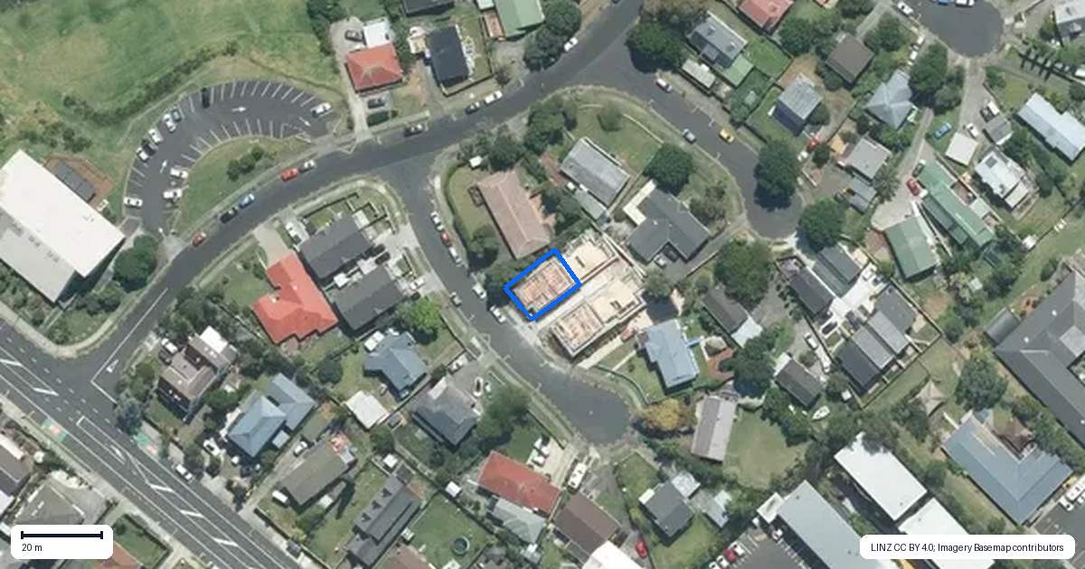 Property context map for 3A Raupapa Street, Northcote, Auckland