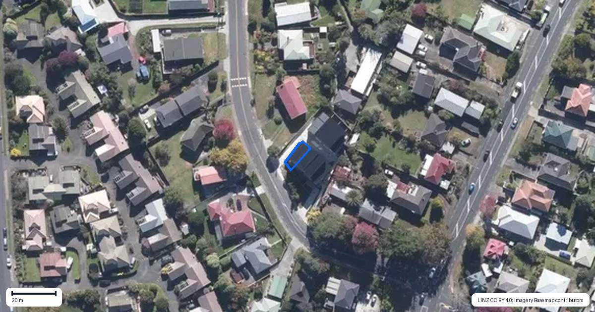 Property context map for 1/128 Vodanovich Road, Te Atatu South, Auckland